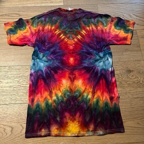 Handmade Mirrored Crumple Tie-Dye T-Shirt - Picture 2 of 3